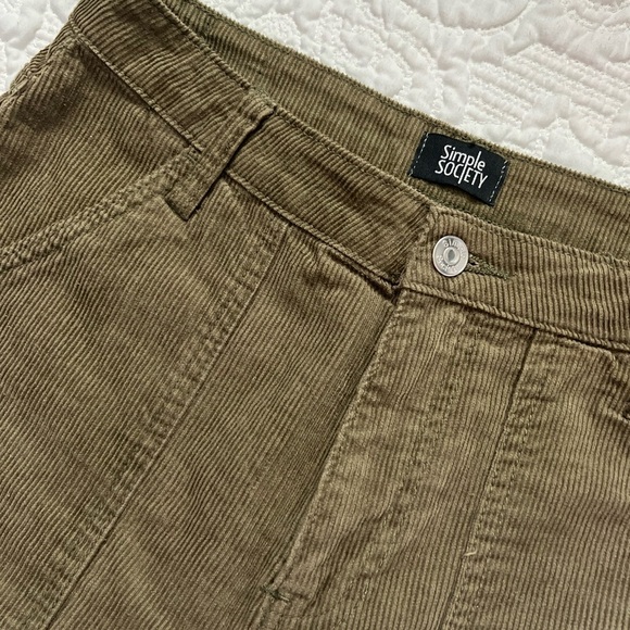 Women’s Green Corduroy Pants Size 7/28 - Picture 3 of 4